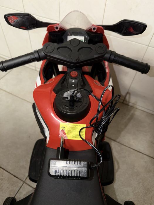 Mota Elétrica Honda CBR1000RR Criança
