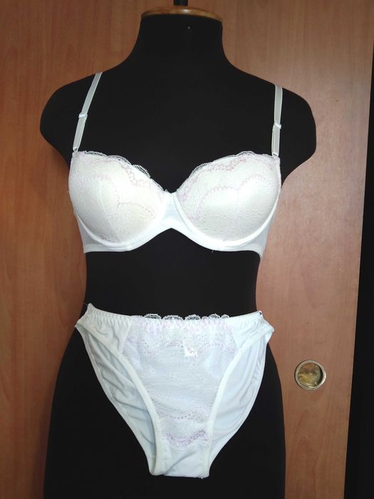 Комплект нижнего белья Galaxy Bianco Италия 70В пуш ап