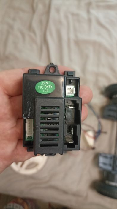 Запчастини для дитячого електромобіля / електромотоцикла 6V (мотори, плата, акумулятор)