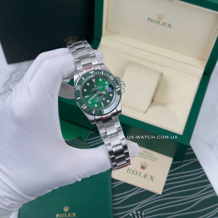 Часы Rolex Submariner  Hulk Ролекс Субмаринер