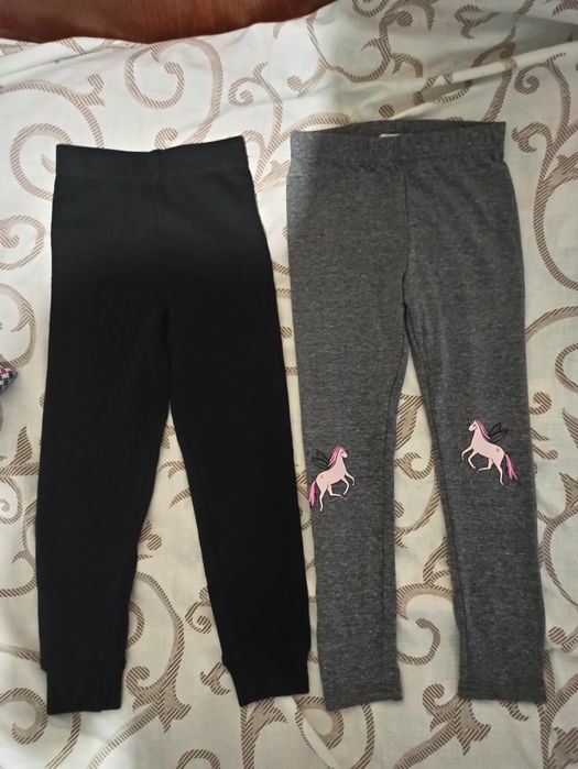 Продам двоє штанів чорного і сірого кольору дитячі