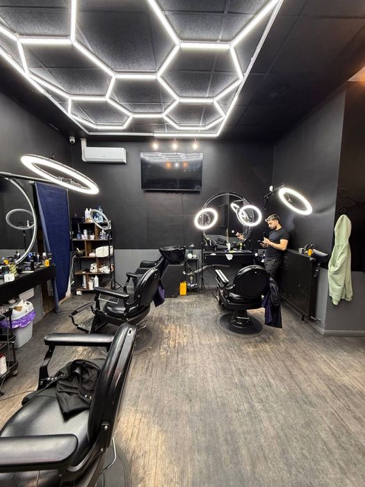 Sprzedam salon kosmetyczny i barbershop w centrum Warszawy