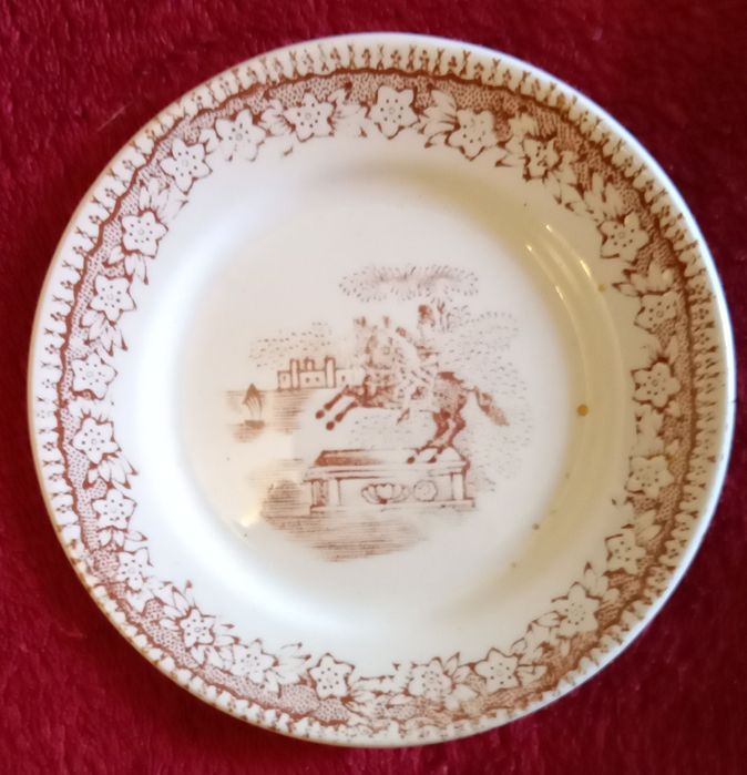 Prato de manteiga ou pão Sacavém