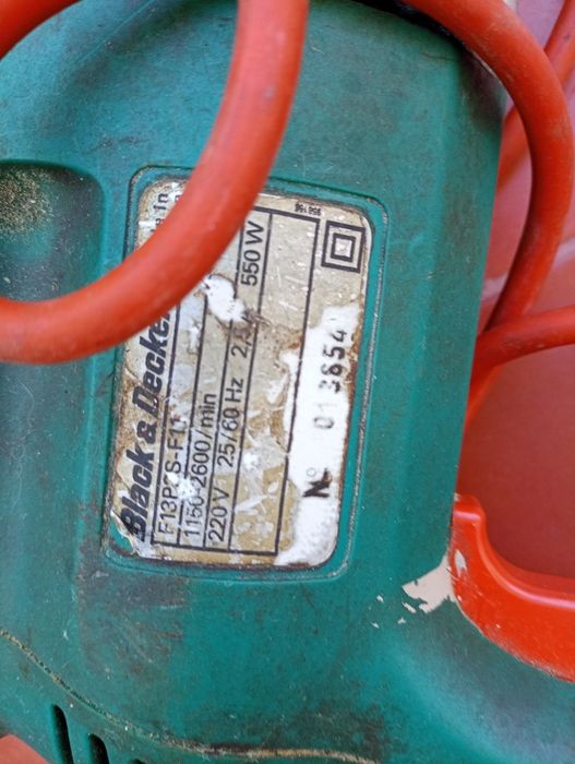 Berbequim elétrico 	Black and Decker 220v	- a funcionar muito bem