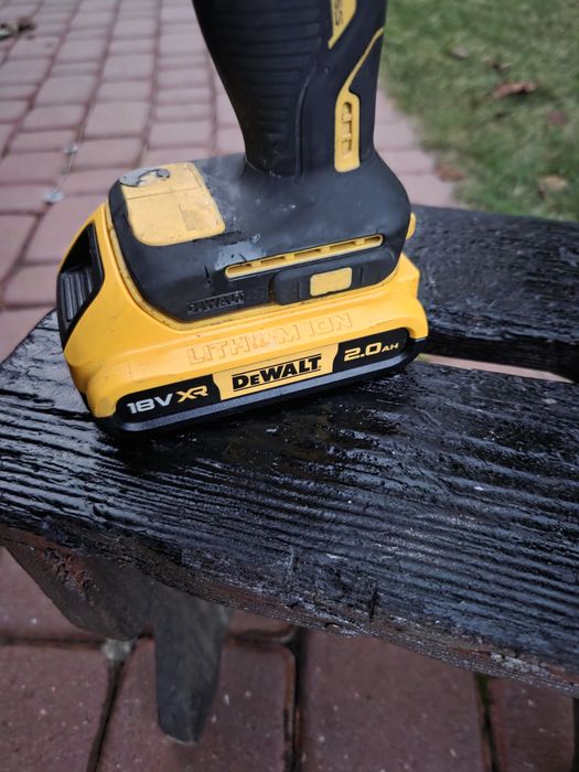 Narzędzie wielofunkcyjne DeWalt DCS355