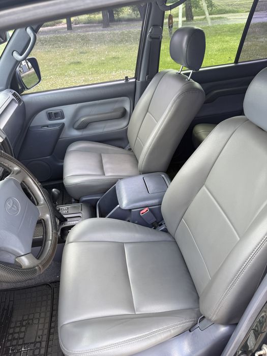 Toyota land cruiser prado 95