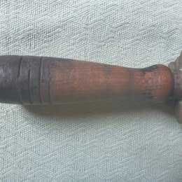 Antigo afiador de facas e garfo de trinchar em madeira e Carbeto  - Inglaterra 1920-1950