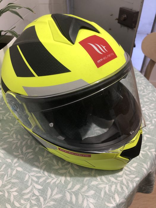 Capacete MT novo
