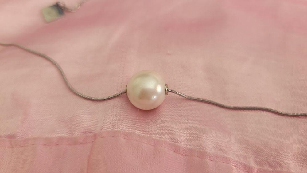 Colar Prateado de Aço Inoxidável com Pedra