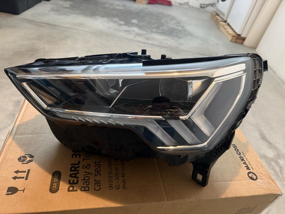 Farol Full Led Matrix Audi Q3 Esquerdo 83A941033