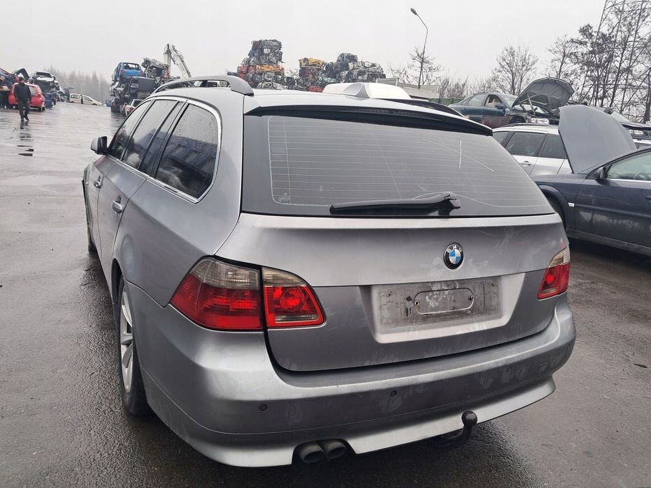 BMW 5 E61 Klapa bagażnika kompletna A08/7 SILBERGRAU METALLIC