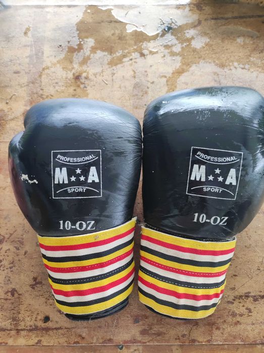 Luvas de Kick Boxing e Caneleiras de Proteção