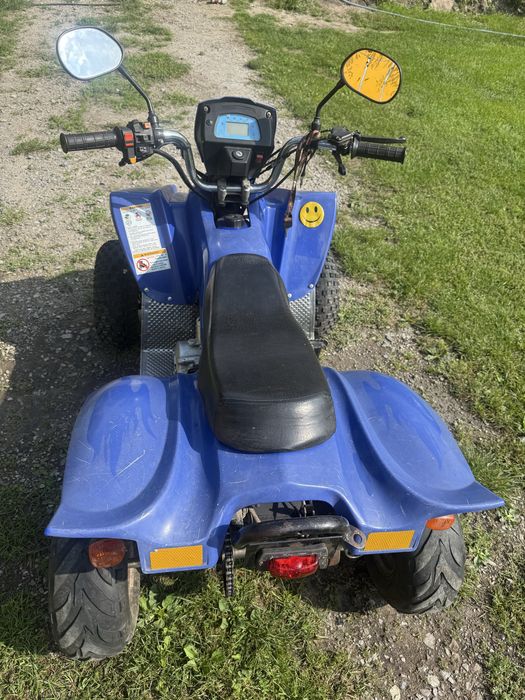 Mały niebieski quad
