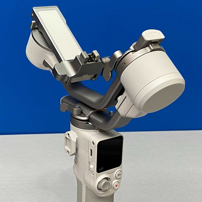 DJI RS 4 Mini Combo