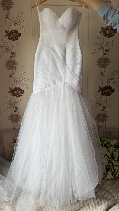 Весільна сукня . Біла. Модель «Русалка»