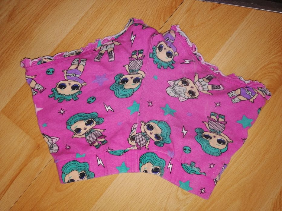 Bawełniane krótkie spodenki letnie Laleczki LOL firmy Primark 104-110