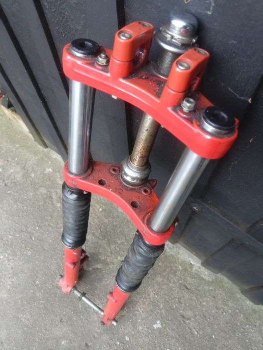 lagi  zawieszenie  przód  MALAGUTI