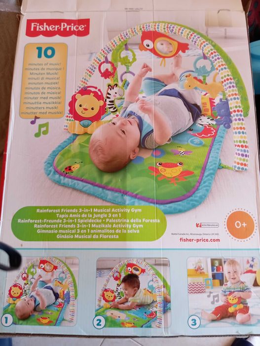 Tapete de atividades de bebê