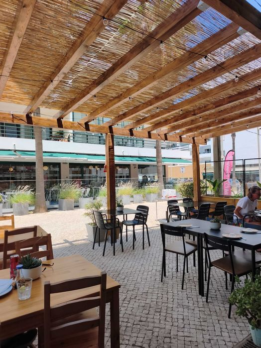 Restaurante frente á praia Quarteira