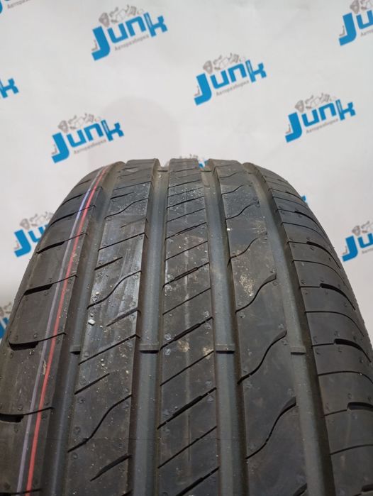 Шини Goodyear EfficientGrip 2 SUV 235/55 R18 100V
