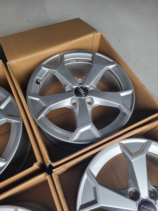 [289] 17 Cali 5x112 ET38 Felgi aluminiowe Audi A3 A4 Oryginal
