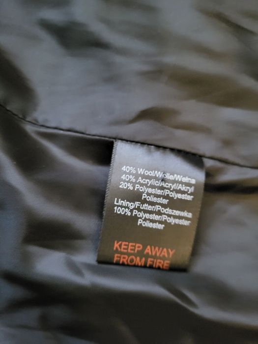 Płaszcz Coercion, EU 38-40, cape retro