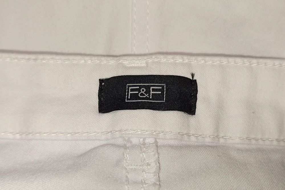 Шорты белые f&f. размер l xl. коттон