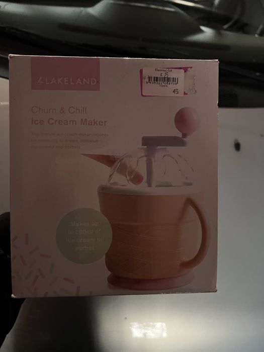 Robot maszynka do robienia lodow