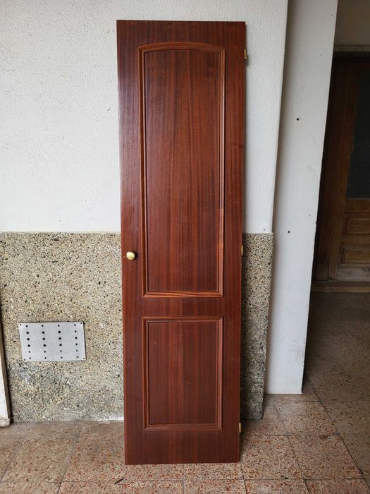 Portas Roupeiro Mogno