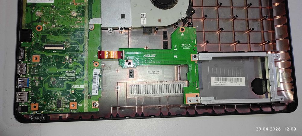 Продам ноутбук Asus R541N