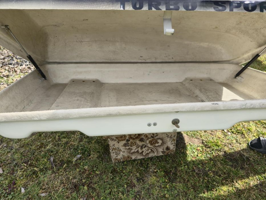 Box dachowy Inter Pack Model 230