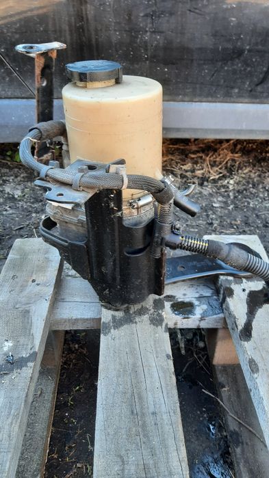 TRW pompa wspomagania Opel Vectra C Signum