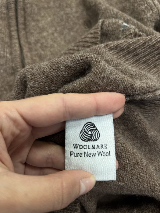 Свитер Authentic 100% шерсть