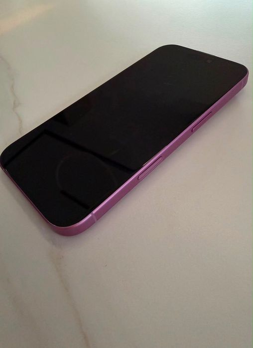 iPhone 16 różowy 128GB
