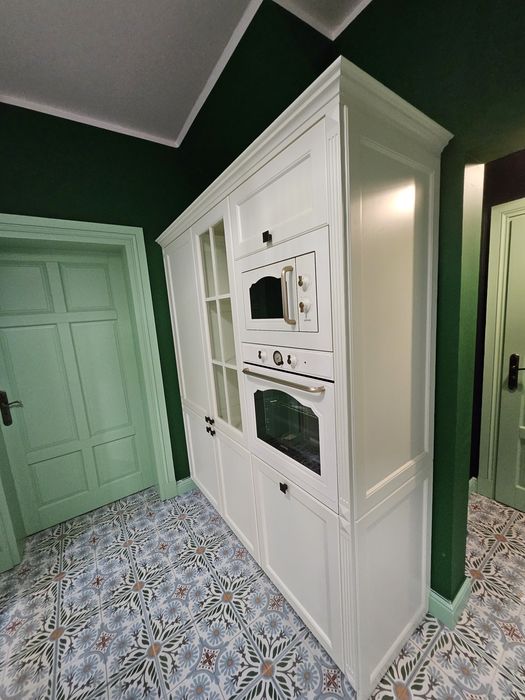 Stolarz, meble na wymiar, usługi stolarskie, montaż mebli kuchennych