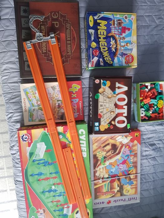Продам одним лотом усі ігри,  магніти, пазли, букви + 3D ручка!!!