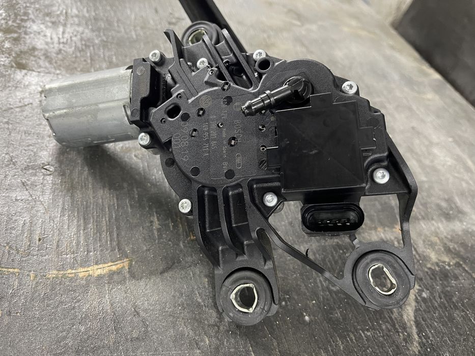 омивача заднього скла(моторчик)(вольцваген гольф 5,6)volkswagen