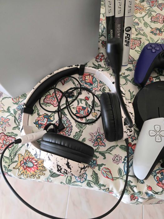 PS5 Standart 1Tb + extras