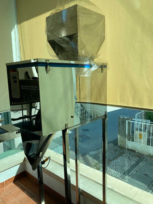 Balança Ponderal para Embalamento de Pós e Granulados - Ótimo Estado