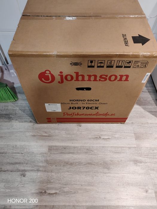 Forno Johnson JOR70CX novo