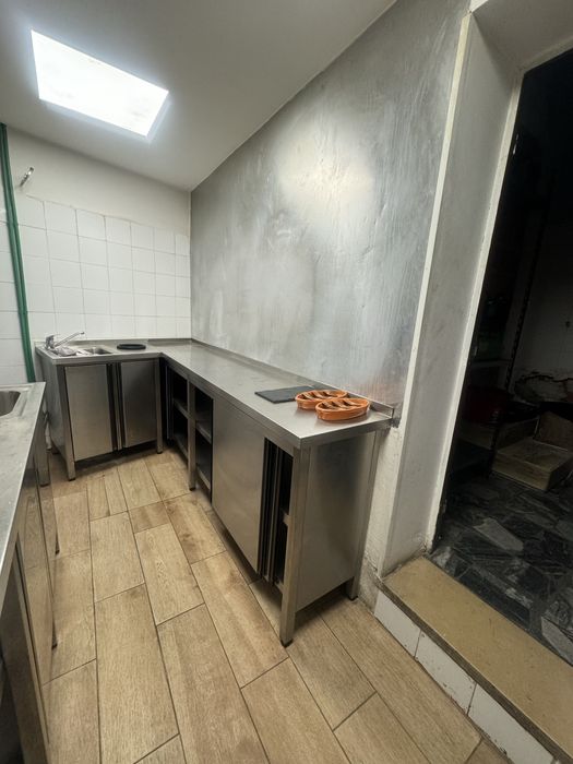 Counter with workbench64365287403395124