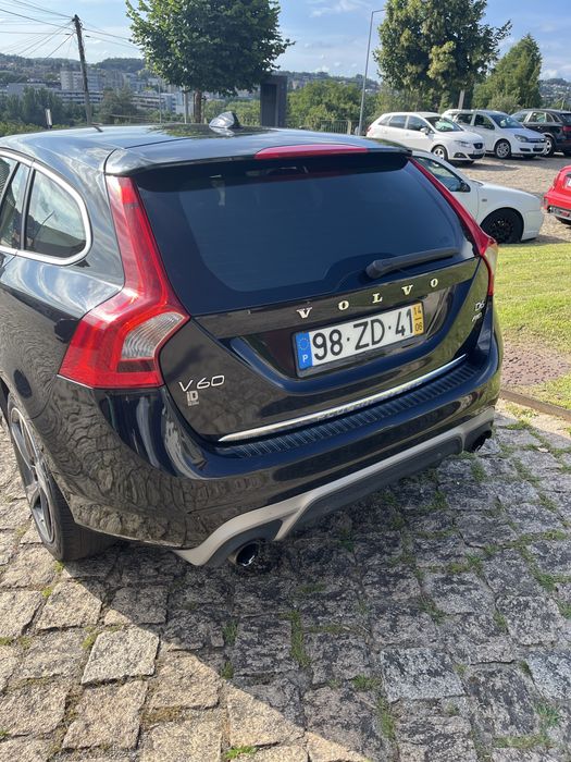 Volvo V60 R disigne Plugin 2014