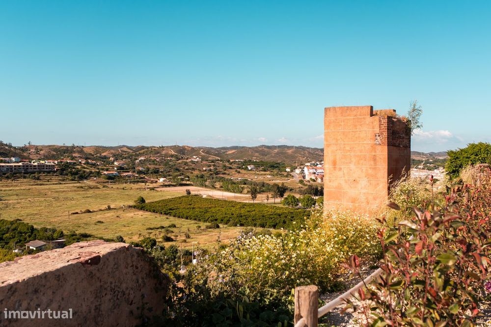 Casa mobilada no centro histórico de Silves