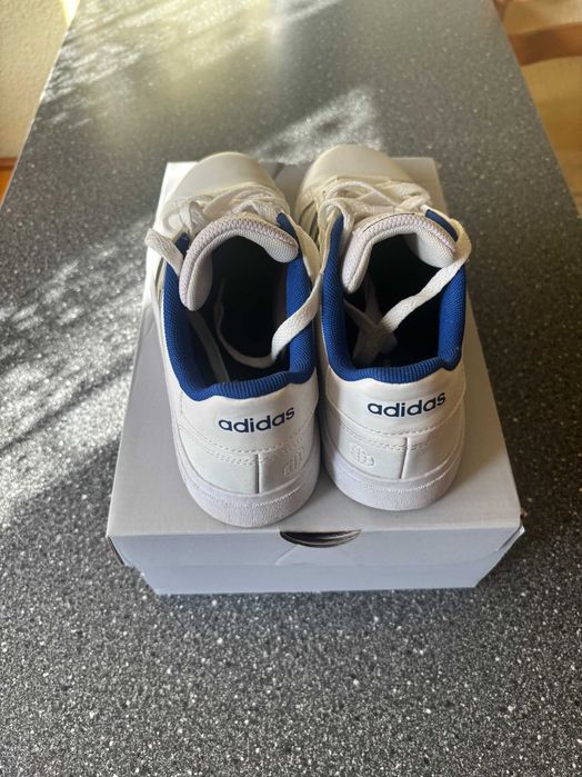 Sportowe buty chłopięce ADIDAS nr 38 i 2/3