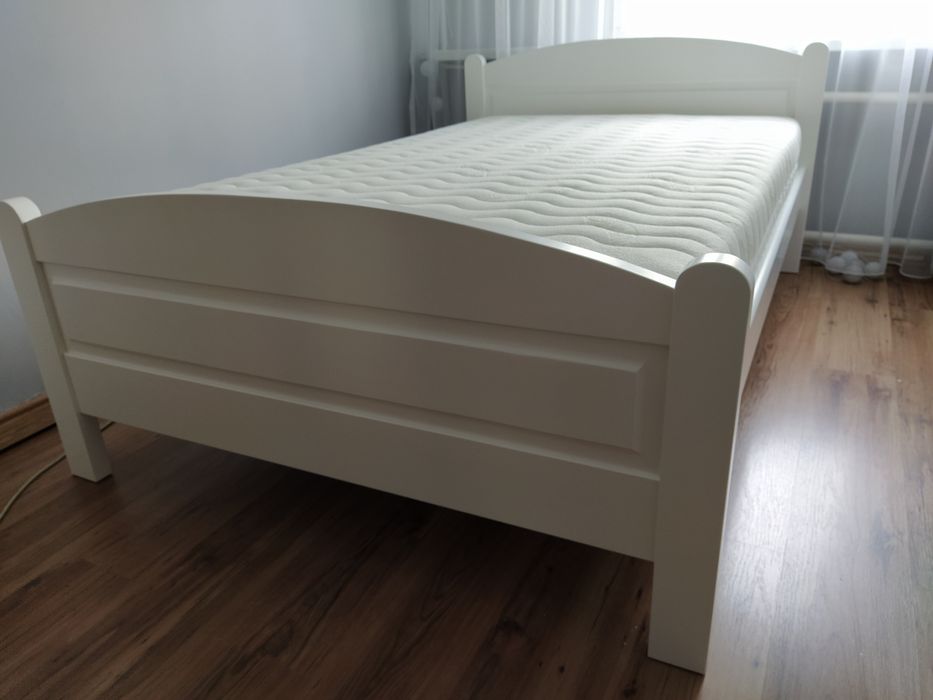 Łóżko małżeńskie nowe poekspozycyjne