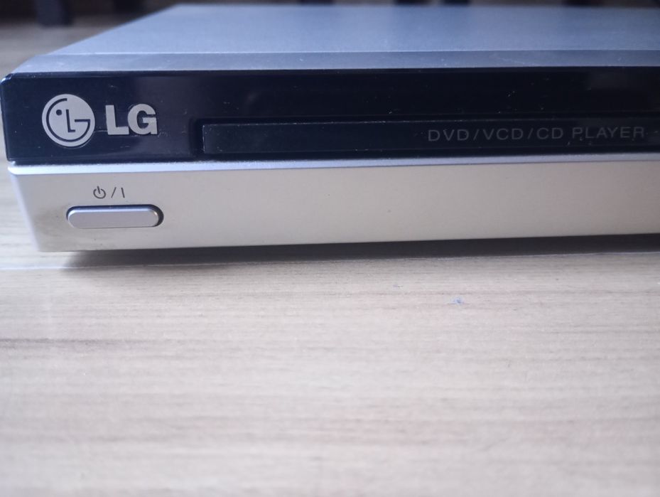 DVD odtwarzacz LG