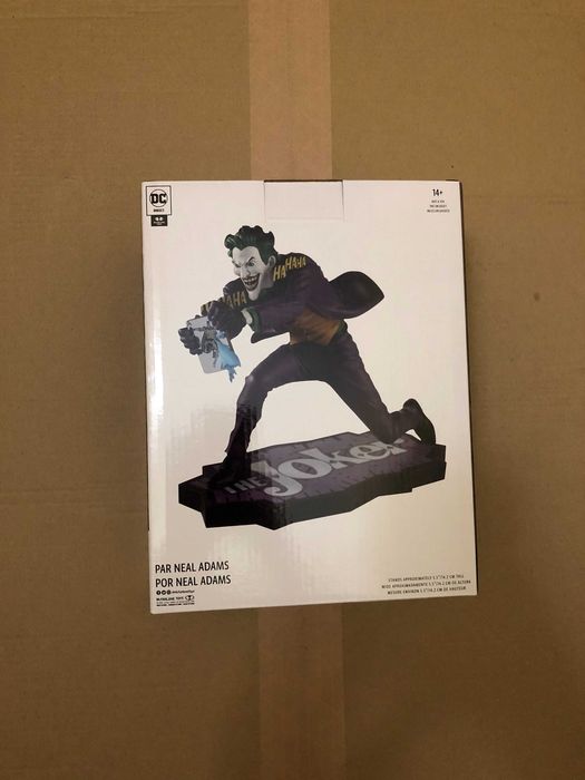 Joker Statue by Neal Adams Batman DC Direct McFarlane Toys