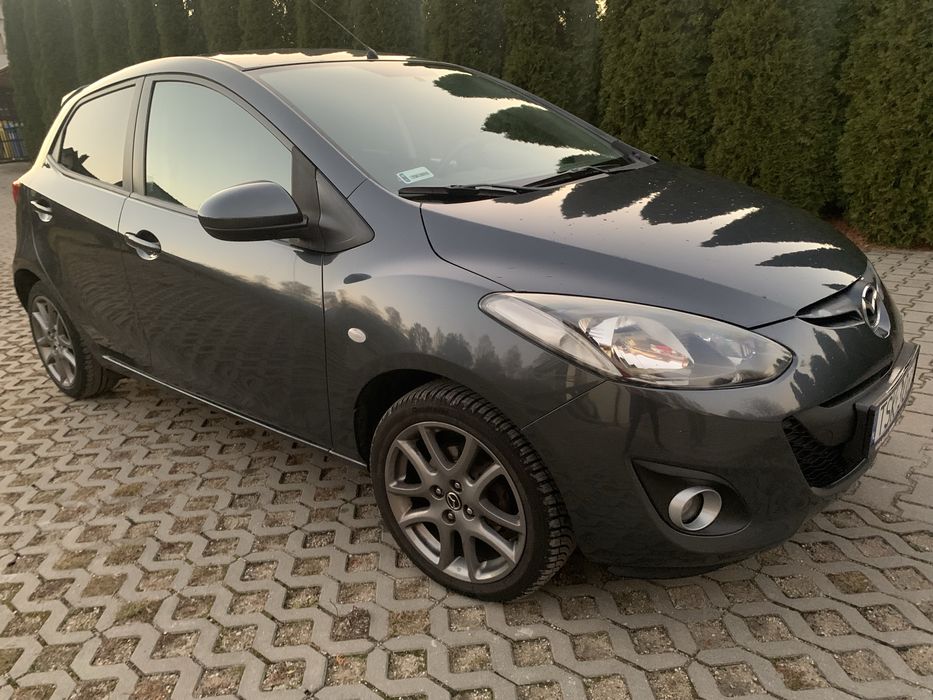 Mazda 2, rok 2013, benzyna