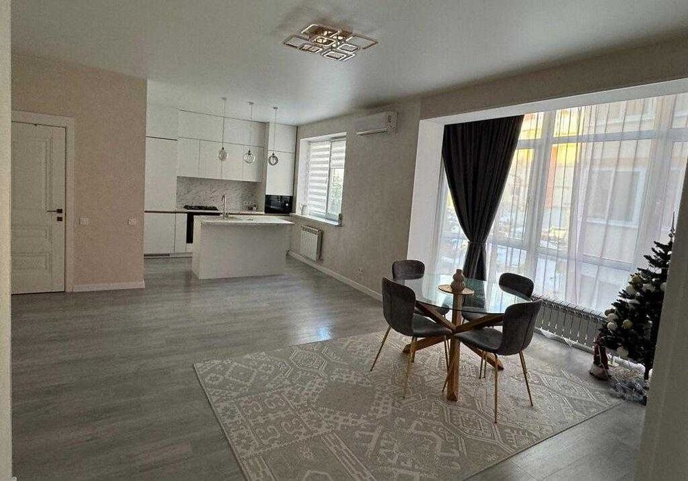 Чудова 3 кімнатна квартира ЖК Фемелі Валовня Карпа Гатне Київ Теремки