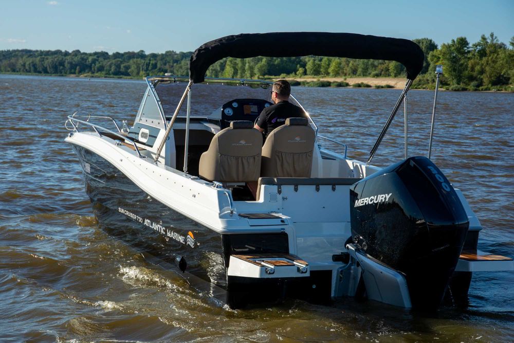 Nowa łódź motorowa Atlantic Marine 730 Sun Cruiser 9 osobowa 300 KM